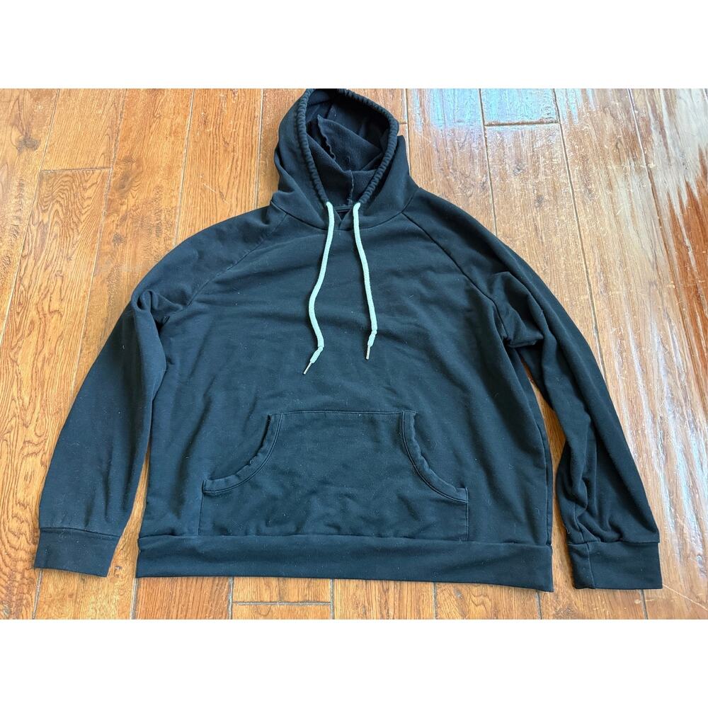 Black Hooded Pullover Hoodie